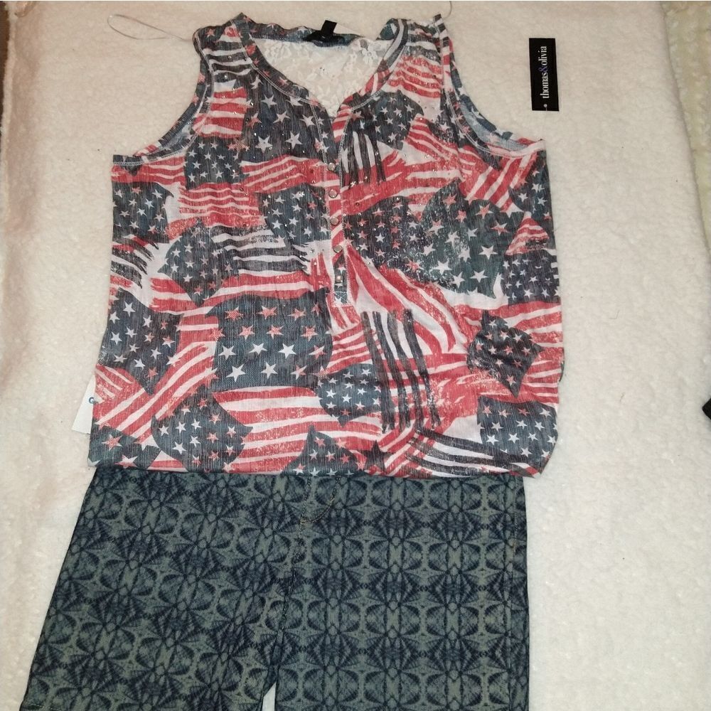 🎉🆕Thomas & Olivia Red White & Boom Top
